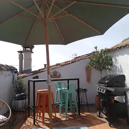 Maison De Village Familiale Pont Du Gard, Toit Terrasse, Barbecue, Fibre Vers Pont du Gard Exterior foto
