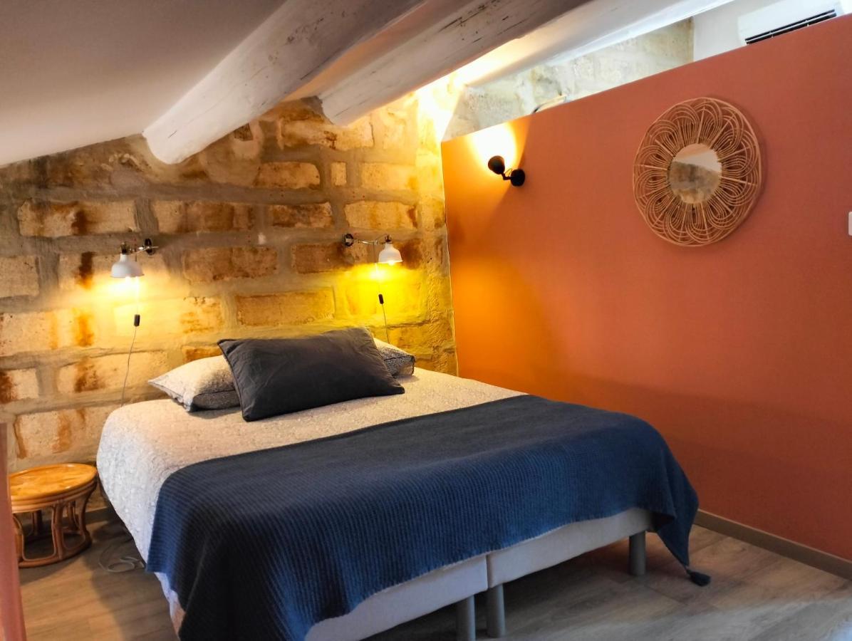 Maison De Village Familiale Pont Du Gard, Toit Terrasse, Barbecue, Fibre Holiday home Vers Pont du Gard